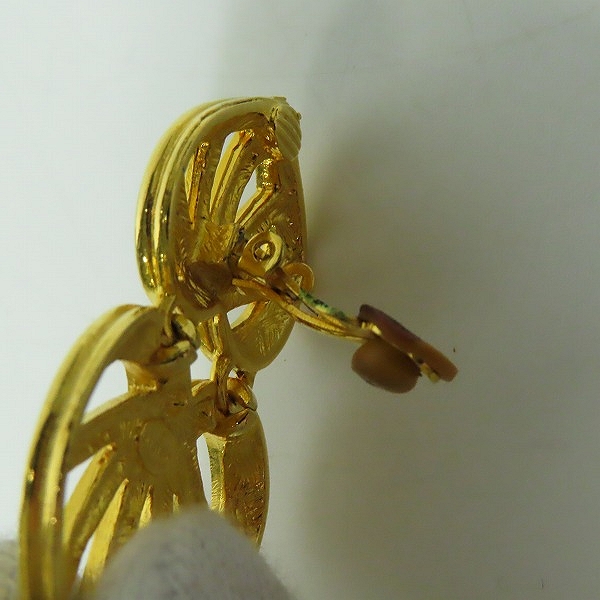 実際に弊社で買取させて頂いたGIVENCHY/ジバンシィ ハート イヤリング ゴールドの画像 7枚目