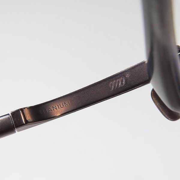 実際に弊社で買取させて頂いた999.9/フォーナインズ チタンメガネフレーム 眼鏡 S-111Tの画像 6枚目