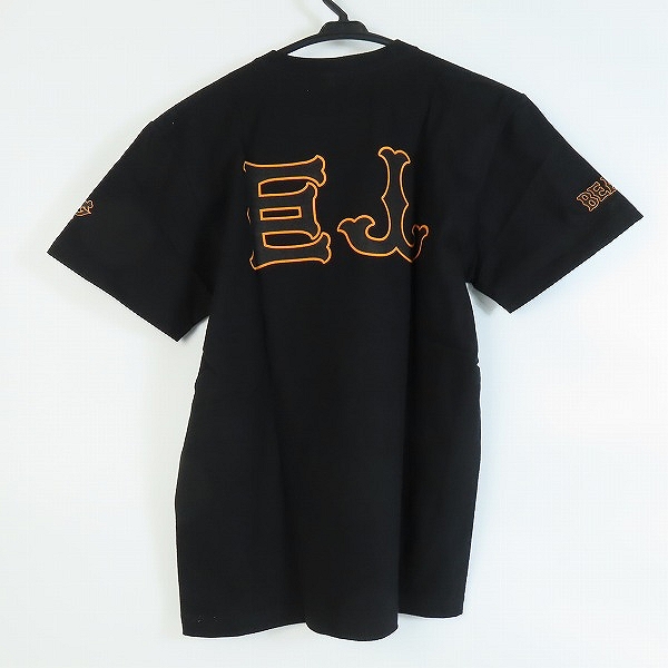 実際に弊社で買取させて頂いた【未使用】読売ジャイアンツ×BEAMS/ビームス 四番 Tシャツ/Lの画像 1枚目