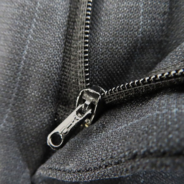 実際に弊社で買取させて頂いたGIORGIO ARMANI LE COLLEZIONI/ジョルジオアルマーニ 3B セットアップ スーツ ストライプ/ ダークグレー系  50/32の画像 8枚目