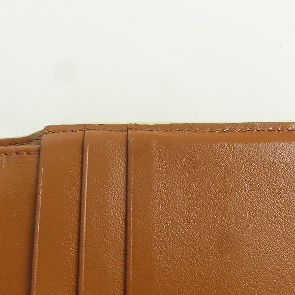 実際に弊社で買取させて頂いたCELINE/セリーヌ スモール ストラップ ウォレット トリオンフ 10H262DB7.01TAの画像 7枚目