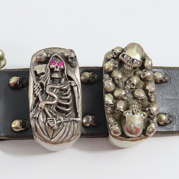 実際に弊社で買取させて頂いたSTANLEY GUESS/スタンリーゲス 1ピースレザーベルトw/4ピーススカルバックルセット スカルアイの画像 3枚目