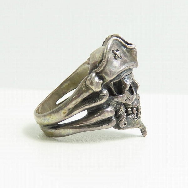 実際に弊社で買取させて頂いたLeathers&Treasures/レザーズアンドトレジャーズ パイレーツオブカリビアン スカル リング 22.5号の画像 4枚目