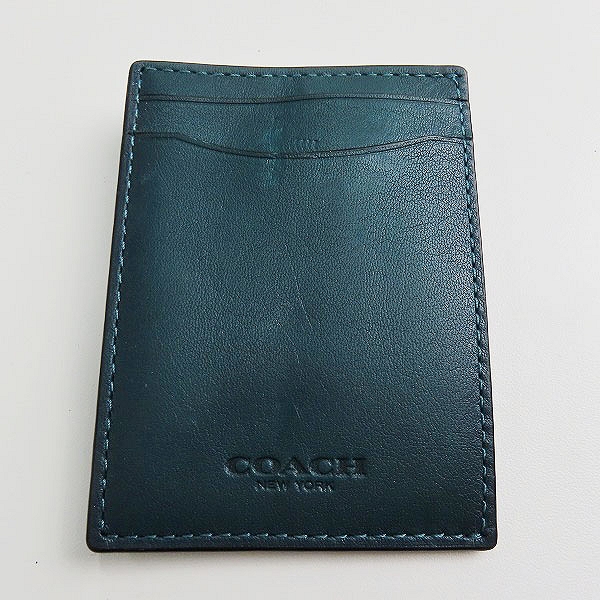 実際に弊社で買取させて頂いたCOACH/コーチ クリップ付き カードケース