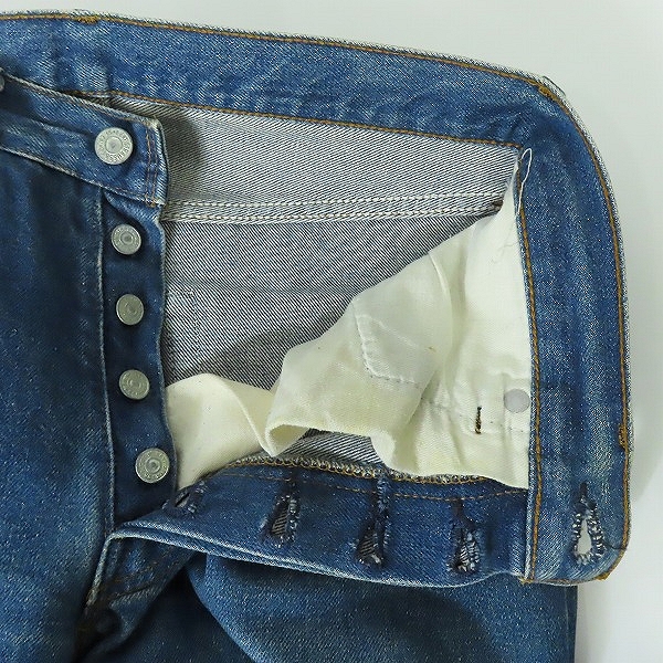 実際に弊社で買取させて頂いたLevis/リーバイス 1501-0117 80's 刻印524 スモールe ボタンフライ デニムパンツ W30L38の画像 2枚目