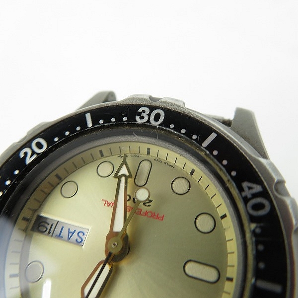 実際に弊社で買取させて頂いたSEIKO/セイコー プロフェッショナル ダイバー 7C43-6A00 クォーツ/ウォッチ/腕時計【動作未確認】の画像 6枚目