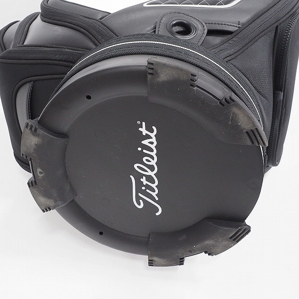 実際に弊社で買取させて頂いたTitleist/タイトリスト TB20SF4 9.5型 6分割ミッドサイズ キャディバッグ ブラックｘホワイトの画像 6枚目