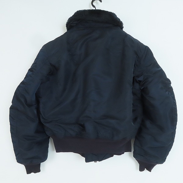 実際に弊社で買取させて頂いたALPHA INDUSTRIES/アルファインダストリーズ U.S. AIR FORCE B-15C フライトジャケット/ミリタリージャケット/40の画像 1枚目