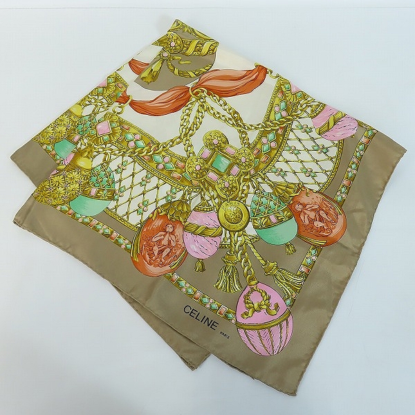 実際に弊社で買取させて頂いたCELINE/セリーヌ 宝石柄総柄 大判ストール 