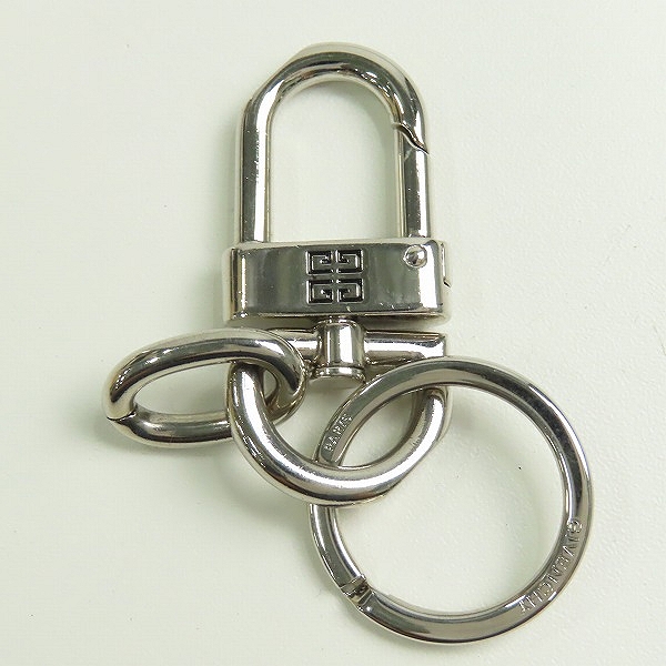 実際に弊社で買取させて頂いたGIVENCHY/ジバンシィ ロゴ キーリングの画像 1枚目