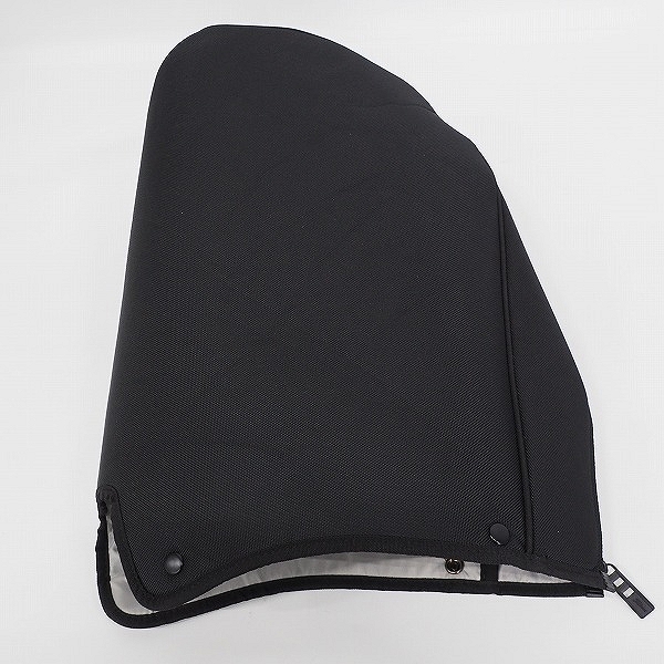 実際に弊社で買取させて頂いたTitleist/タイトリスト TB20SF4 9.5型 6分割ミッドサイズ キャディバッグ ブラックｘホワイトの画像 7枚目