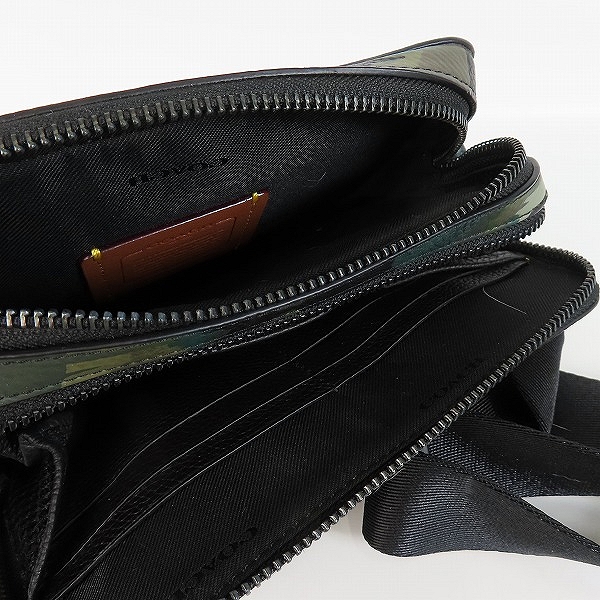 実際に弊社で買取させて頂いたCOACH/コーチ チャーター クロスボディ ウィズ ハイブリッド ポーチ ウィズ カモ C5330の画像 4枚目