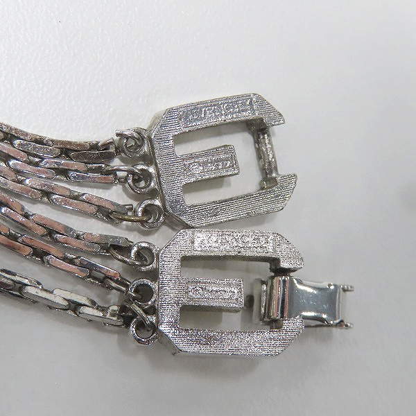 実際に弊社で買取させて頂いたGIVENCHY/ジバンシィ ロゴ 三連チェーンネックレス の画像 1枚目