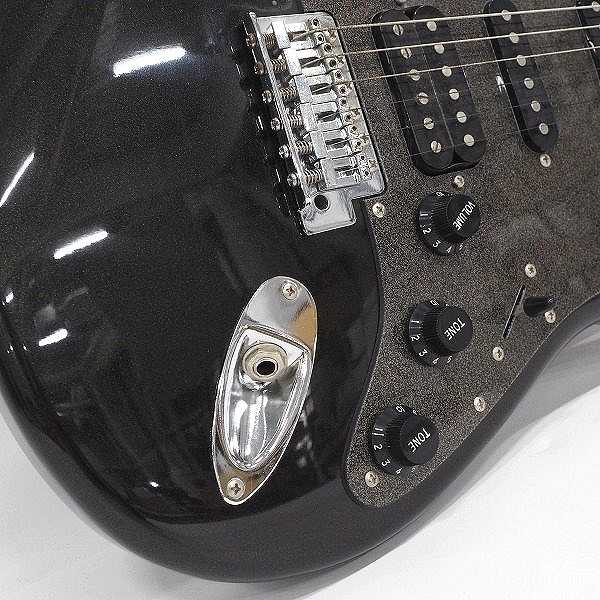 実際に弊社で買取させて頂いた★Squier by Fender/スクワイヤー Affinity Strat/ストラトキャスター SSH エレキギター ラージヘッドの画像 6枚目