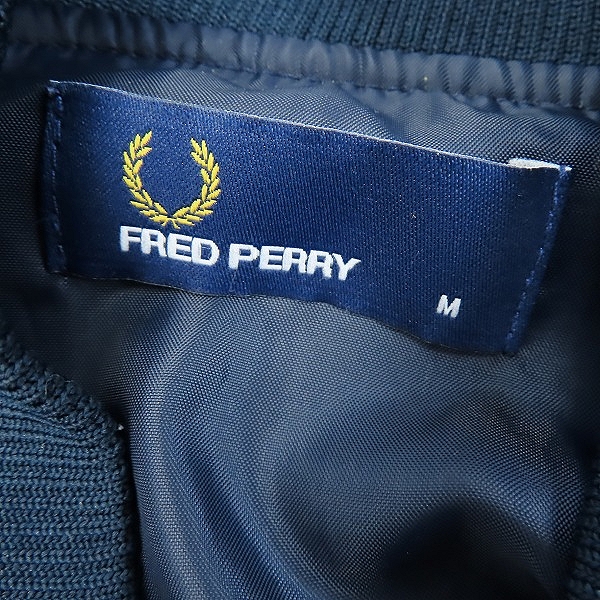 実際に弊社で買取させて頂いたFRED PERRY/フレッドペリー ブルゾン ジャケット F2511/Mの画像 2枚目