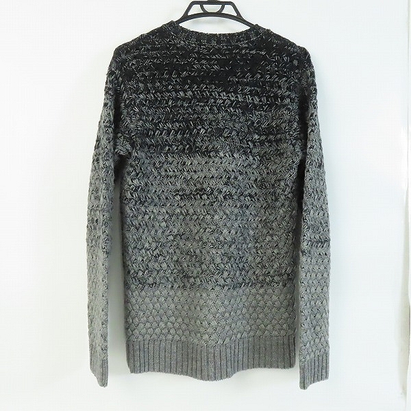 実際に弊社で買取させて頂いたBEAMS LIGHTS/ビームスライツグラデーション セーター ニット 51-15-0254-012/Mの画像 1枚目