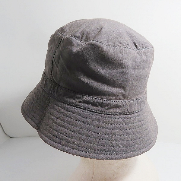 実際に弊社で買取させて頂いたFRED PERRY/フレッドペリー 無地/チェック柄/リバーシブルの画像 1枚目