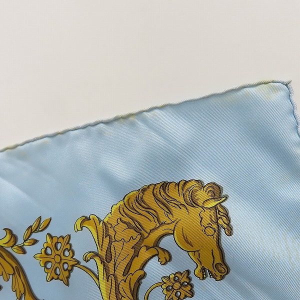 実際に弊社で買取させて頂いたHERMES/エルメス カレ90 LA PROMENADE LONGCHAMP ロンシャンへの散歩 スカーフの画像 5枚目