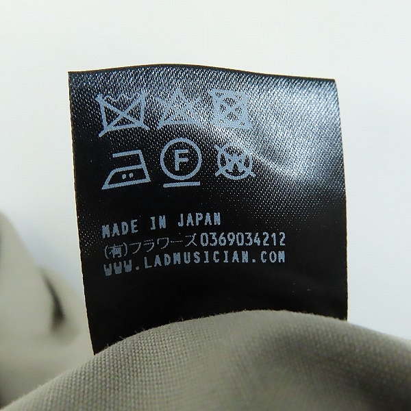 実際に弊社で買取させて頂いたLAD MUSICIAN/ラッドミュージシャン 22SS トレンチコート 2122-350/44の画像 4枚目