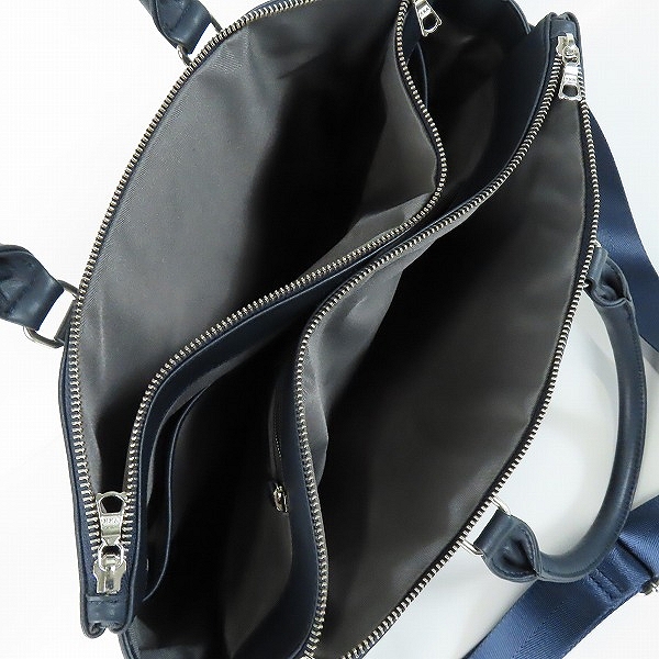 実際に弊社で買取させて頂いたBEAMS LIGHTS/ビームスライツ フェイクレザー 2way ハンドバック/ショルダーバッグの画像 8枚目