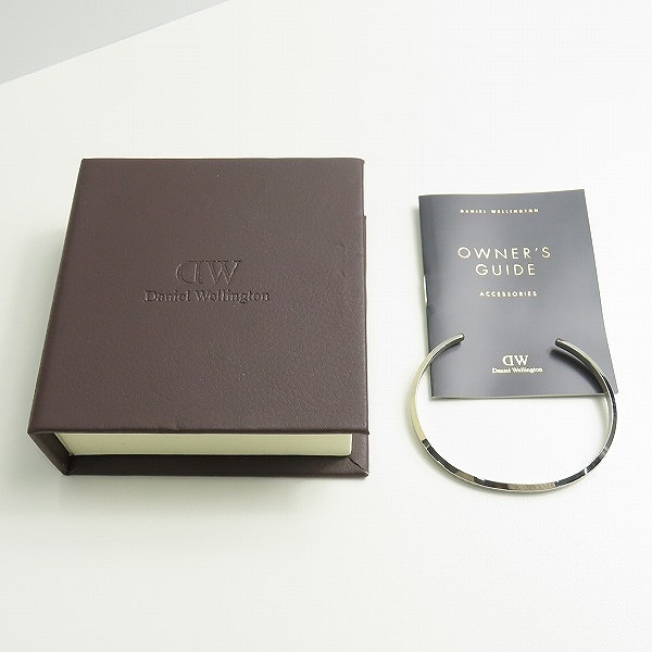 実際に弊社で買取させて頂いたDaniel Wellington/ダニエルウェリントン Classic Cuff バングルの画像 6枚目