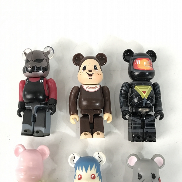 実際に弊社で買取させて頂いた【おまとめ】MEDICOM TOY/メディコムトイ BE@BRICK/ベアブリック 綾波レイ/モンチッチ 他の画像 1枚目