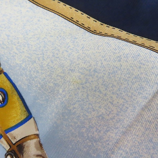 実際に弊社で買取させて頂いたCELINE/セリーヌ スカーフ GRAND PRIX の画像 4枚目