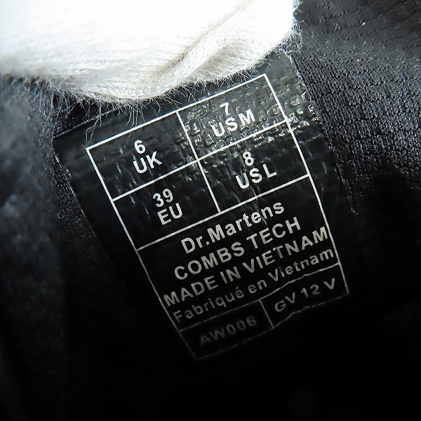実際に弊社で買取させて頂いたDr.Marten/ドクターマーチン COMBS TECH 7ホール コンバット ブーツ/ワークブーツ 25216355/UK6の画像 5枚目