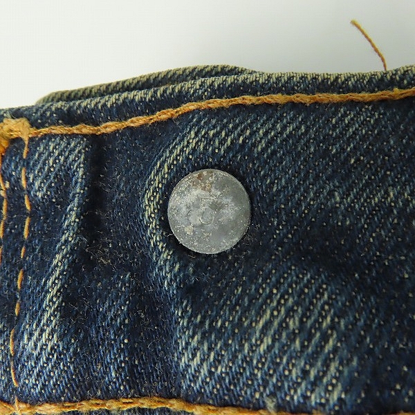 実際に弊社で買取させて頂いたLEVI S/リーバイス 505 ヴィンテージ 刻印5 42TALONジップ シングルステッチ デニムパンツの画像 4枚目