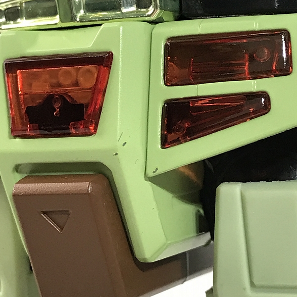 実際に弊社で買取させて頂いたTAKARA TOMY×atmos/タカラトミー×アトモス トランスフォーマー マスターピース サイバトロン総司令官 コンボイ MP-10DCの画像 6枚目