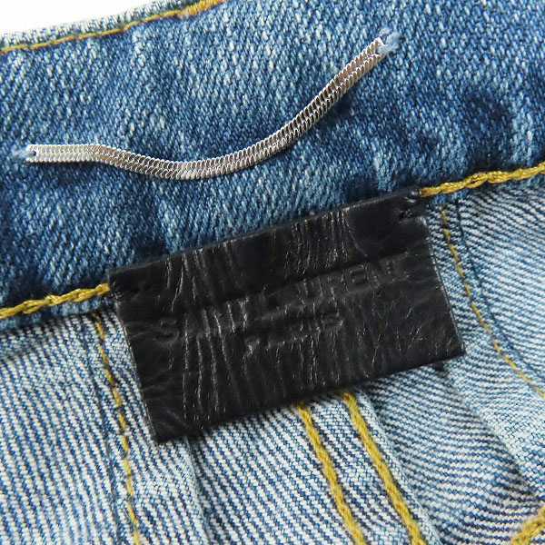 実際に弊社で買取させて頂いた【JPタグ】SAINT LAURENT/サンローランパリ 17SS スタッズレザーパッチウォッシュドスキニーデニムパンツ 456694 Y806K/27の画像 2枚目