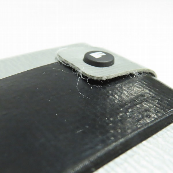 実際に弊社で買取させて頂いたFREITAG/フライターグ F233 PAT/パット カードケース ブラック/シルバーの画像 6枚目
