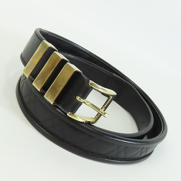 実際に弊社で買取させて頂いたBALMAIN/バルマン ベロア キルティング レザーベルト 