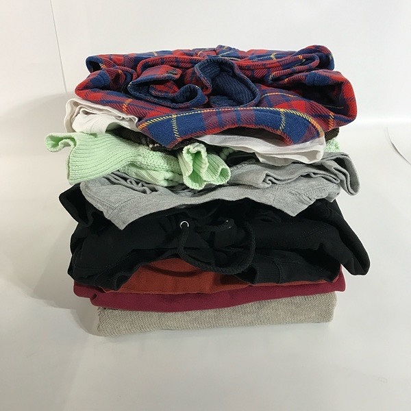 実際に弊社で買取させて頂いた【おまとめ】マーガレットハウエル/チャンピオン/ナノユニバース 他 メンズ/レディース ニット/スウェット/Tシャツ 等の画像 1枚目