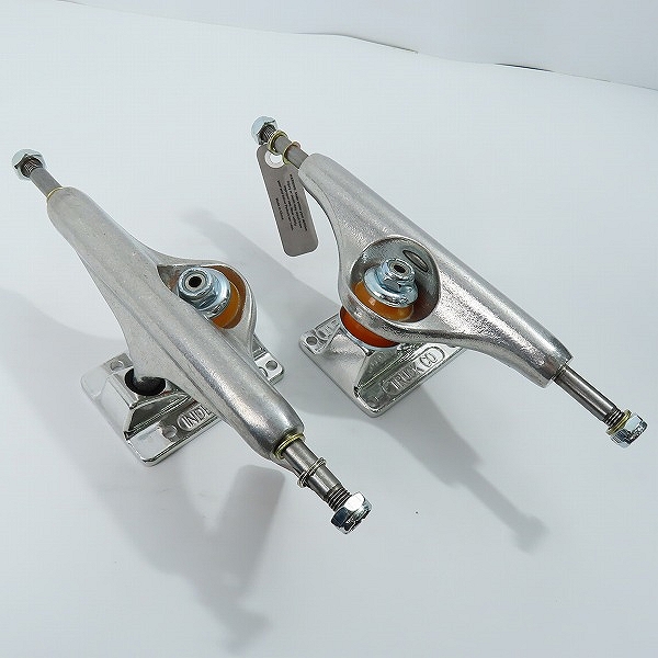 実際に弊社で買取させて頂いた(8)【未使用】INDEPENDENT/インディペンデント 144 STAGE 11 FORGED HOLLOW SILVER スケートボード トラック