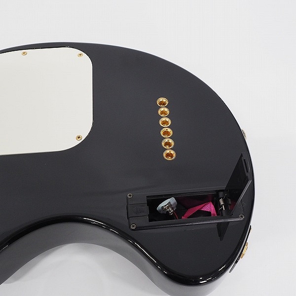 実際に弊社で買取させて頂いた★FERNANDES/フェルナンデス ZO-3C ぞうさん ゴールドパーツ アンプ内蔵ギター マッチングヘッド ソフトケース付 の画像 7枚目