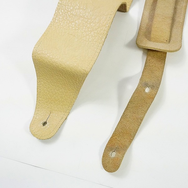 実際に弊社で買取させて頂いたYAMAHA/ヤマハ Roland/ローランド レザー ギターストラップ ベースストラップ 2点セットの画像 3枚目