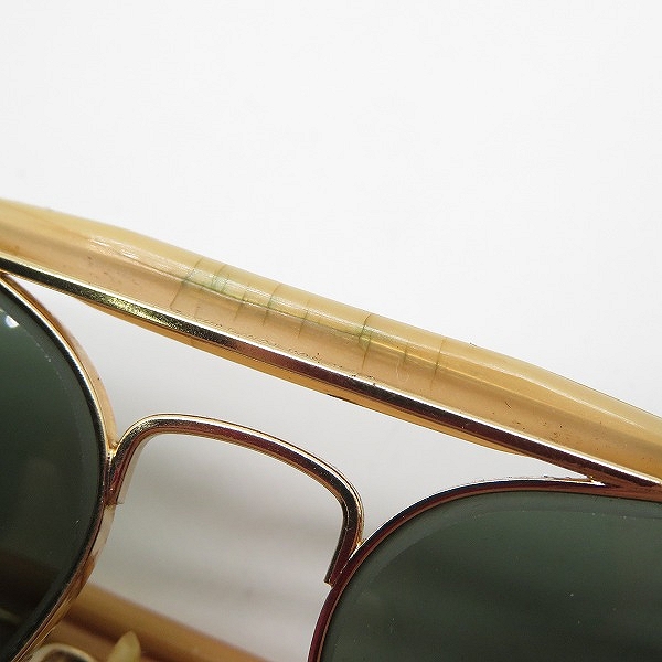 実際に弊社で買取させて頂いたRay-Ban/レイバン B&L/ボシュロム社製 ティアドロップ型 アイウェア/サングラス ゴールドの画像 8枚目