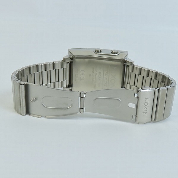 実際に弊社で買取させて頂いたNIXON/ニクソン THE DORK TOO デジタル ウォッチ/腕時計の画像 3枚目
