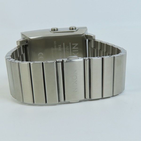 実際に弊社で買取させて頂いたNIXON/ニクソン THE DORK TOO デジタル ウォッチ/腕時計の画像 2枚目