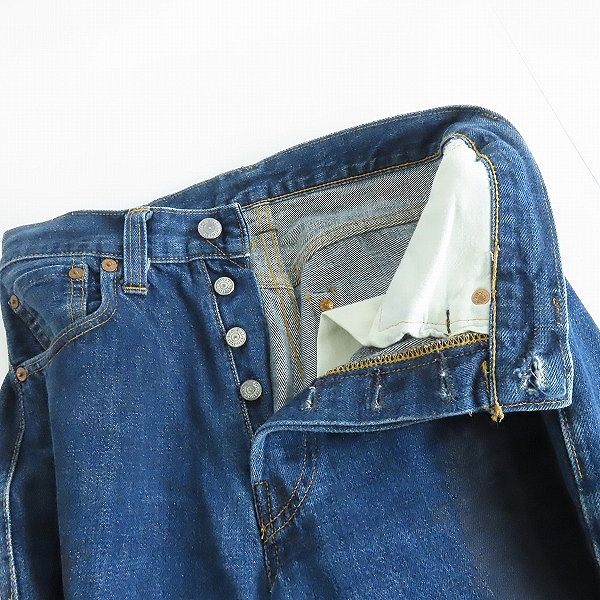 実際に弊社で買取させて頂いたLEVI'S/リーバイス 501XX 復刻 刻印555 ビッグE 赤耳 米国製 デニムパンツ 47501-0117/W32L36の画像 2枚目