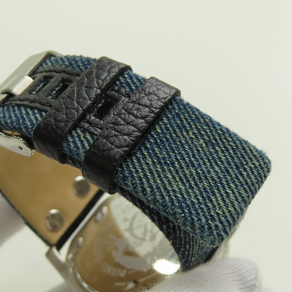 実際に弊社で買取させて頂いたDIESEL/ディーゼル デニムベルト アナログ腕時計 DZ-1727【動作未確認】の画像 4枚目