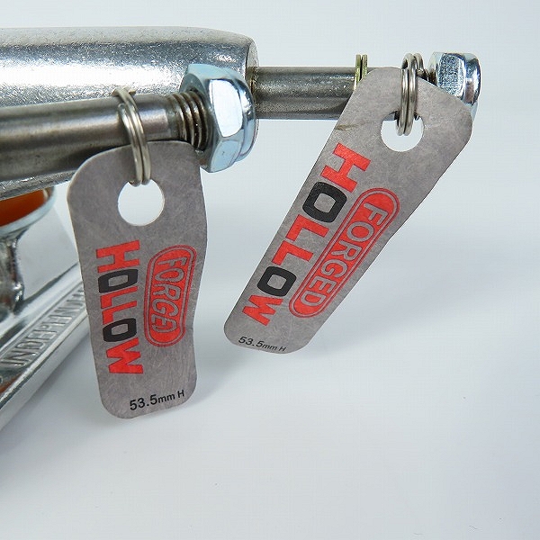実際に弊社で買取させて頂いた(1)【未使用】INDEPENDENT/インディペンデント 139 Stage 11 Forged Hollow Silver Truck スケートボード トラックの画像 7枚目