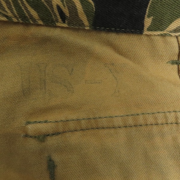 実際に弊社で買取させて頂いたBUZZ RICKSON'S/バズリクソンズ  GOLD TIGER TYPEⅡ/ゴールド タイガー カーゴ ショートパンツ BR51733/XLの画像 4枚目