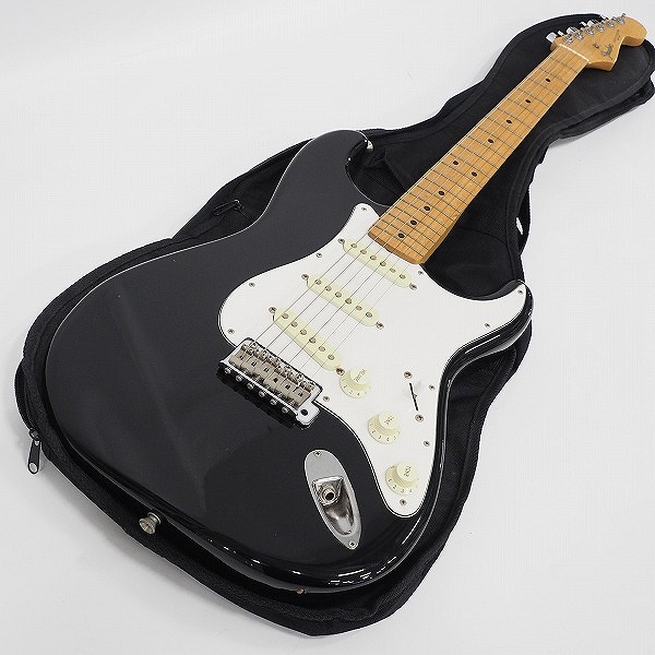 実際に弊社で買取させて頂いた★Fender Japan/フェンダージャパン ST-STD Stratocaster/ストラトキャスター エレキギター ソフトケース付