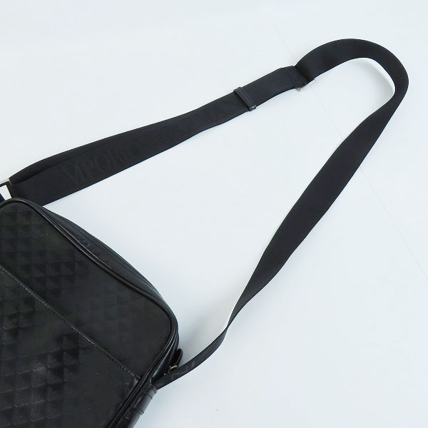 実際に弊社で買取させて頂いたEMPORIO ARMANI/エンポリオアルマーニ イーグルロゴ 総柄 ショルダーバッグの画像 2枚目