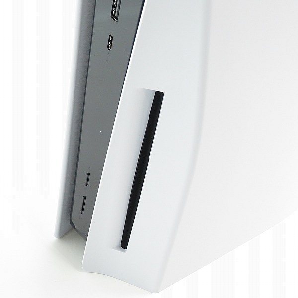 実際に弊社で買取させて頂いた SONY/ソニー Playstation5/プレイステーション5/PS5 本体 ディスクドライブ搭載モデル CFI-1200A01【簡易動作確認済】 の画像 4枚目