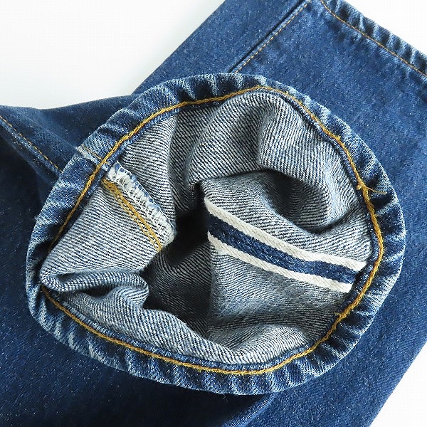 実際に弊社で買取させて頂いたLEVI'S/リーバイス 501XX 復刻 刻印555 ビッグE 赤耳 米国製 デニムパンツ 47501-0117/W32L36の画像 9枚目