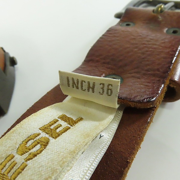 実際に弊社で買取させて頂いたDIESEL/ディーゼル イタリア製 スタッズ/ロゴ レザーベルト 90/36の画像 4枚目