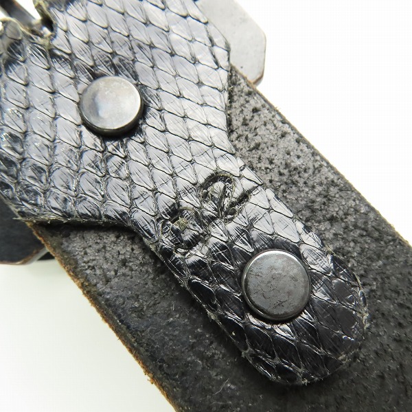 実際に弊社で買取させて頂いたHTC BLACK/エイチティーシー ブラック パイソン レザーベルトの画像 4枚目